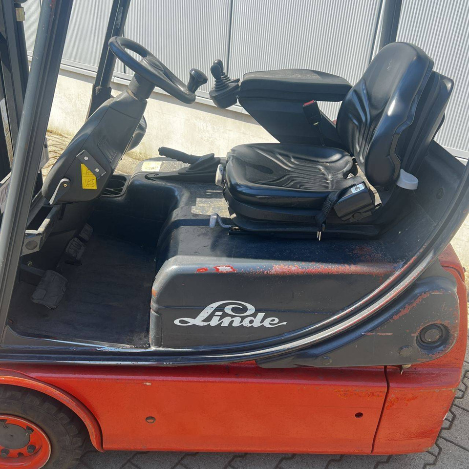 Linde E14 (335-02) - Pirun elektrik: foto 3 Linde E14 (335-02) - Pirun elektrik: foto 3
