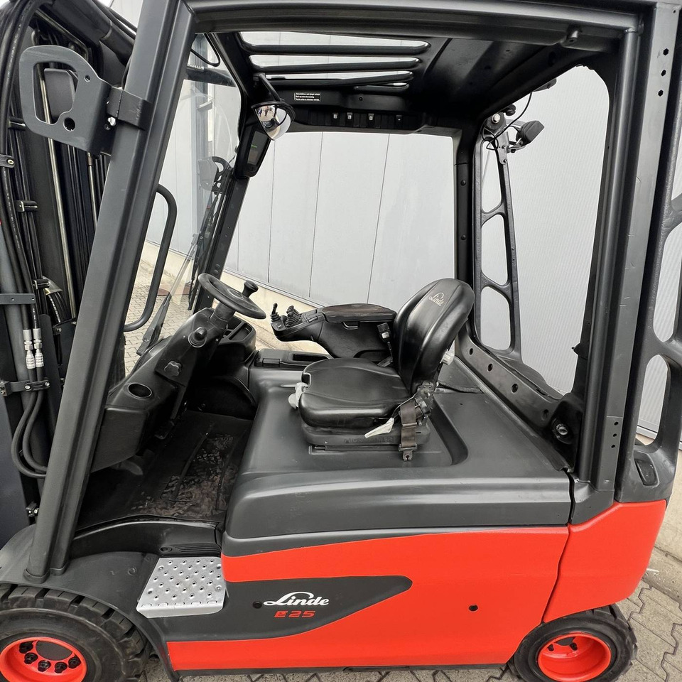 Linde E25L (387) - Pirun elektrik: foto 3 Linde E25L (387) - Pirun elektrik: foto 3