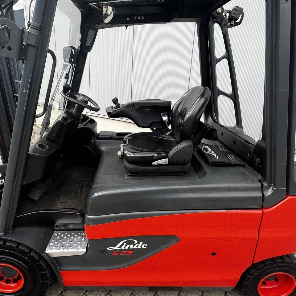 Linde E25L (387) - Pirun elektrik: foto 4 Linde E25L (387) - Pirun elektrik: foto 4