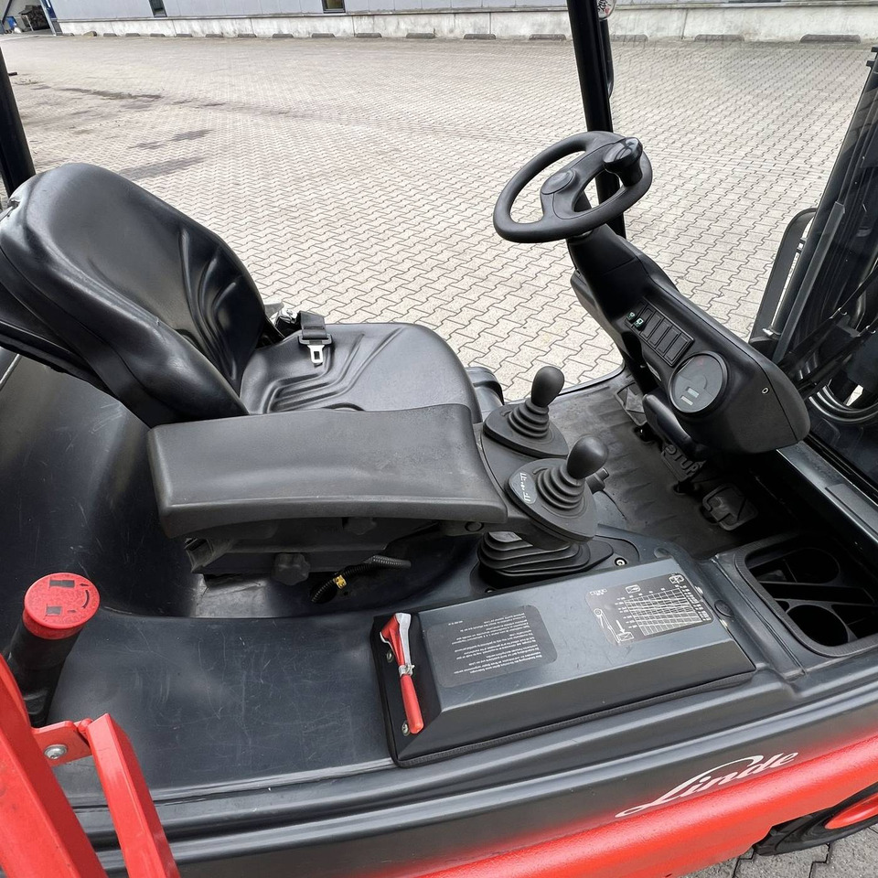 Linde E25S (336-03) - Pirun elektrik: foto 4 Linde E25S (336-03) - Pirun elektrik: foto 4