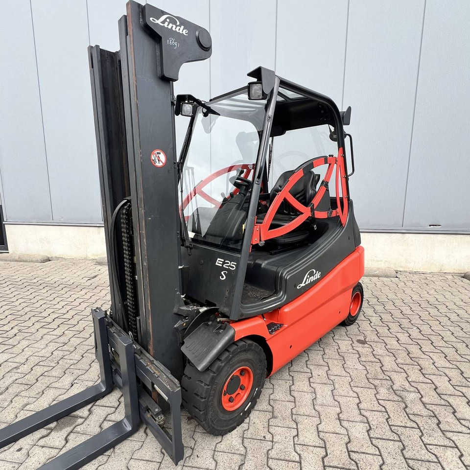 Linde E25S (336-03) - Pirun elektrik: foto 1 Linde E25S (336-03) - Pirun elektrik: foto 1