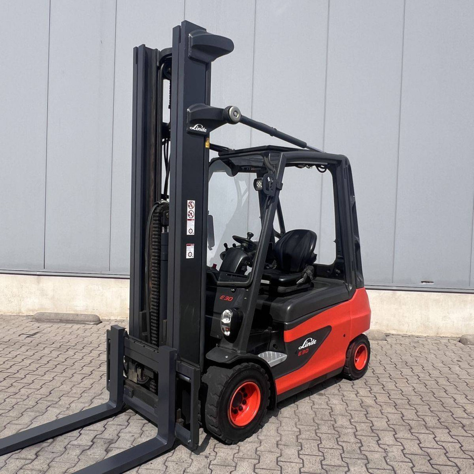 Linde E30 (387) - Pirun elektrik: foto 1 Linde E30 (387) - Pirun elektrik: foto 1