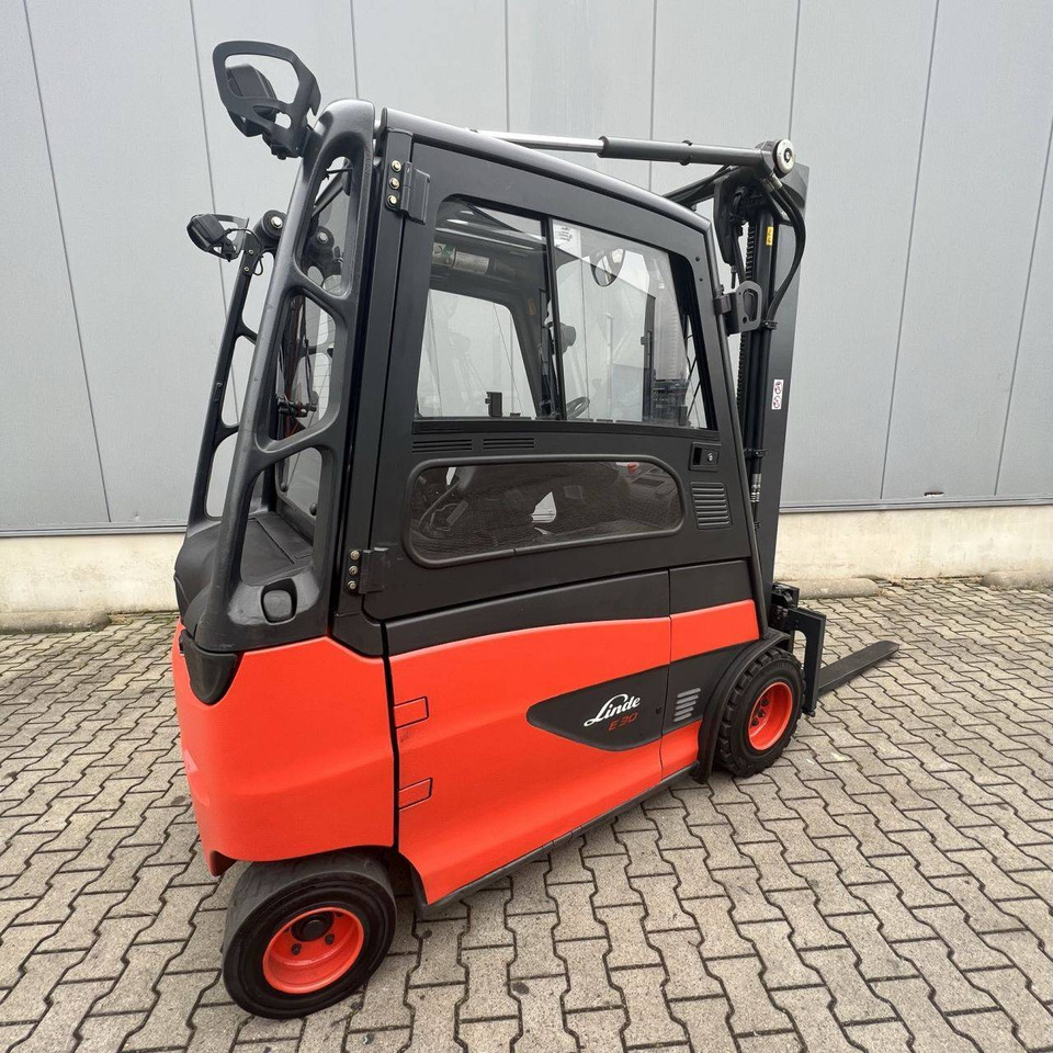 Linde E30/600 HL (387) - Pirun elektrik: foto 2 Linde E30/600 HL (387) - Pirun elektrik: foto 2