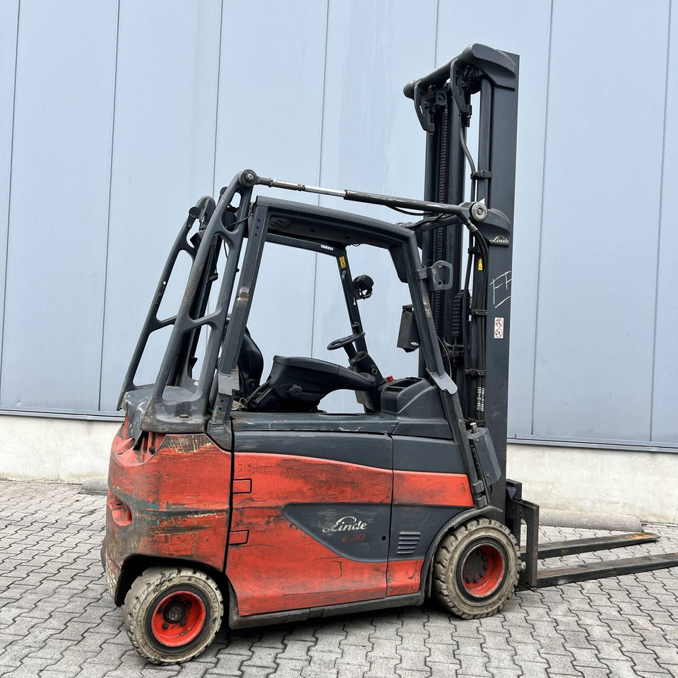 Linde E30/600H (387) - Pirun elektrik: foto 2 Linde E30/600H (387) - Pirun elektrik: foto 2