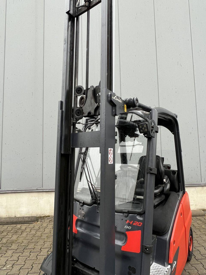 Lizingu i  Linde H20T (391) Linde H20T (391): foto 16