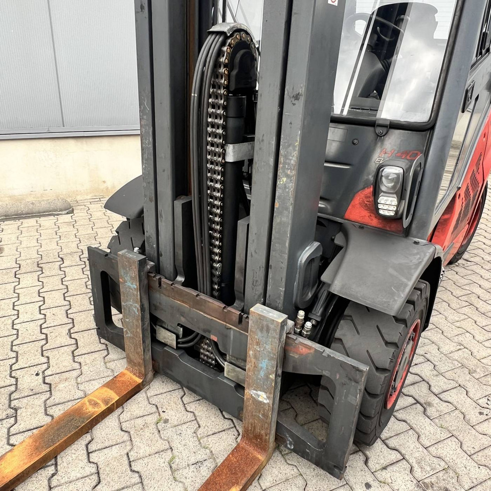 Linde H40D (394-02) EVO - Pirun më naftë: foto 4 Linde H40D (394-02) EVO - Pirun më naftë: foto 4