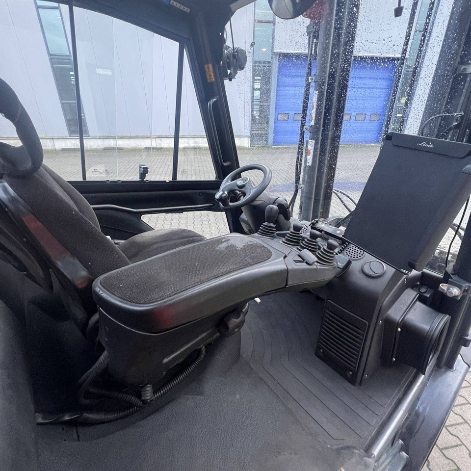 Linde H40T-02 (394) EVO - Pirun më gaz: foto 4 Linde H40T-02 (394) EVO - Pirun më gaz: foto 4