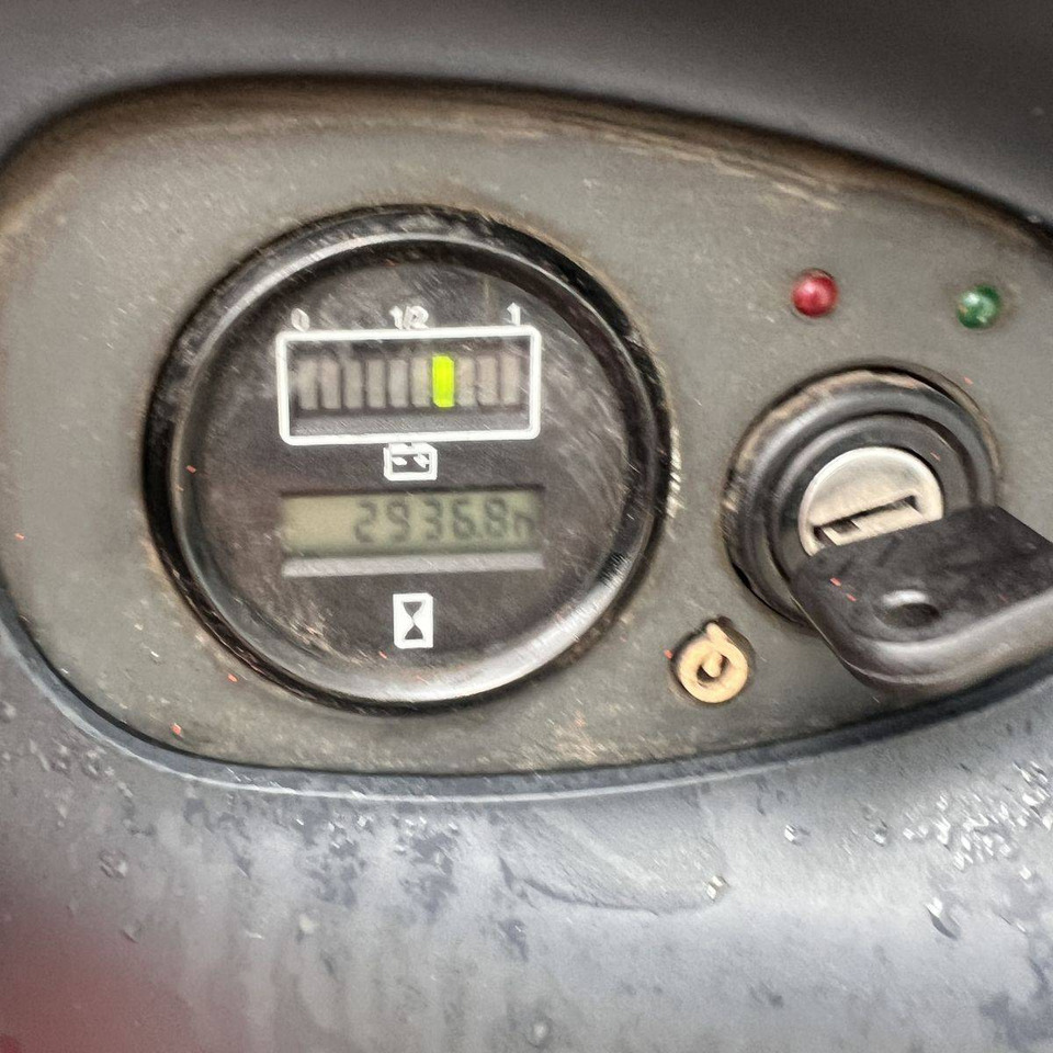 Linde L12 (379) - Stivosës: foto 4 Linde L12 (379) - Stivosës: foto 4