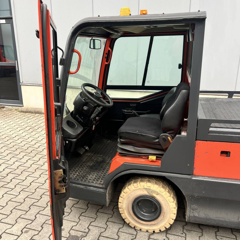 Linde P250 LWB (127) - Traktor rimorkimi: foto 4 Linde P250 LWB (127) - Traktor rimorkimi: foto 4