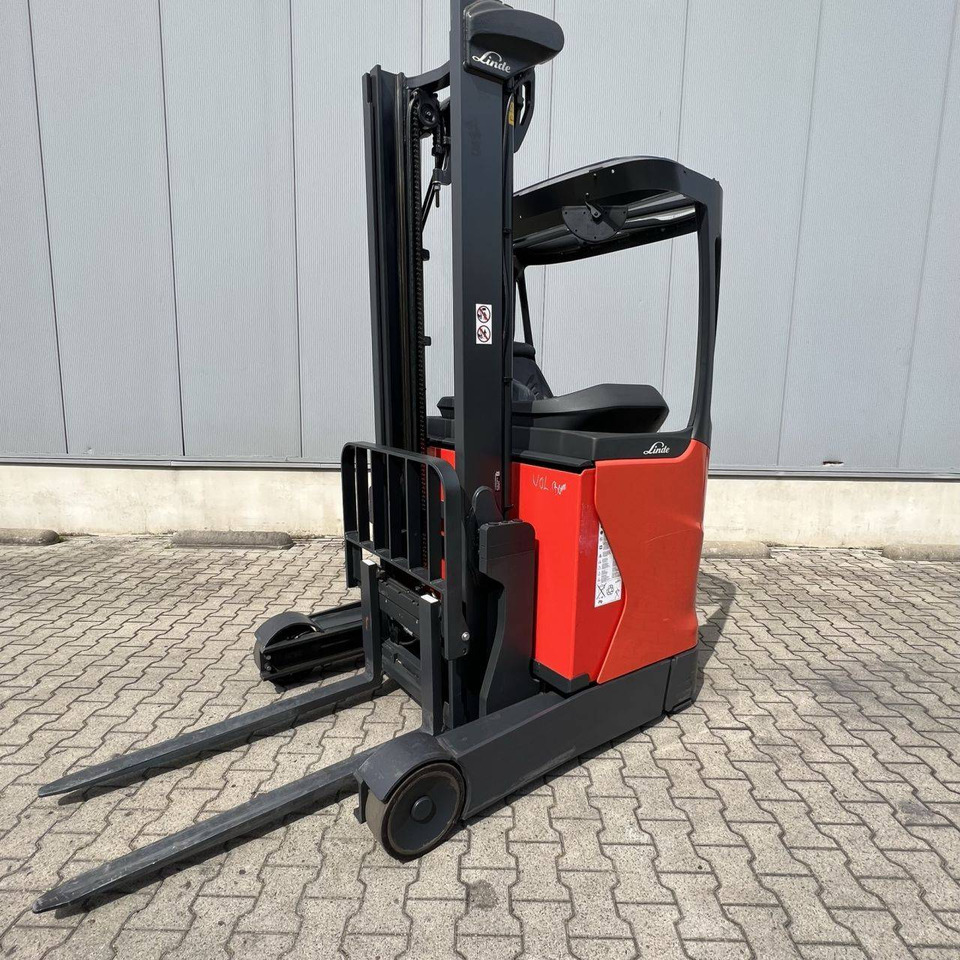 Linde R12B (1120) - Pirun ritërheqës: foto 2 Linde R12B (1120) - Pirun ritërheqës: foto 2