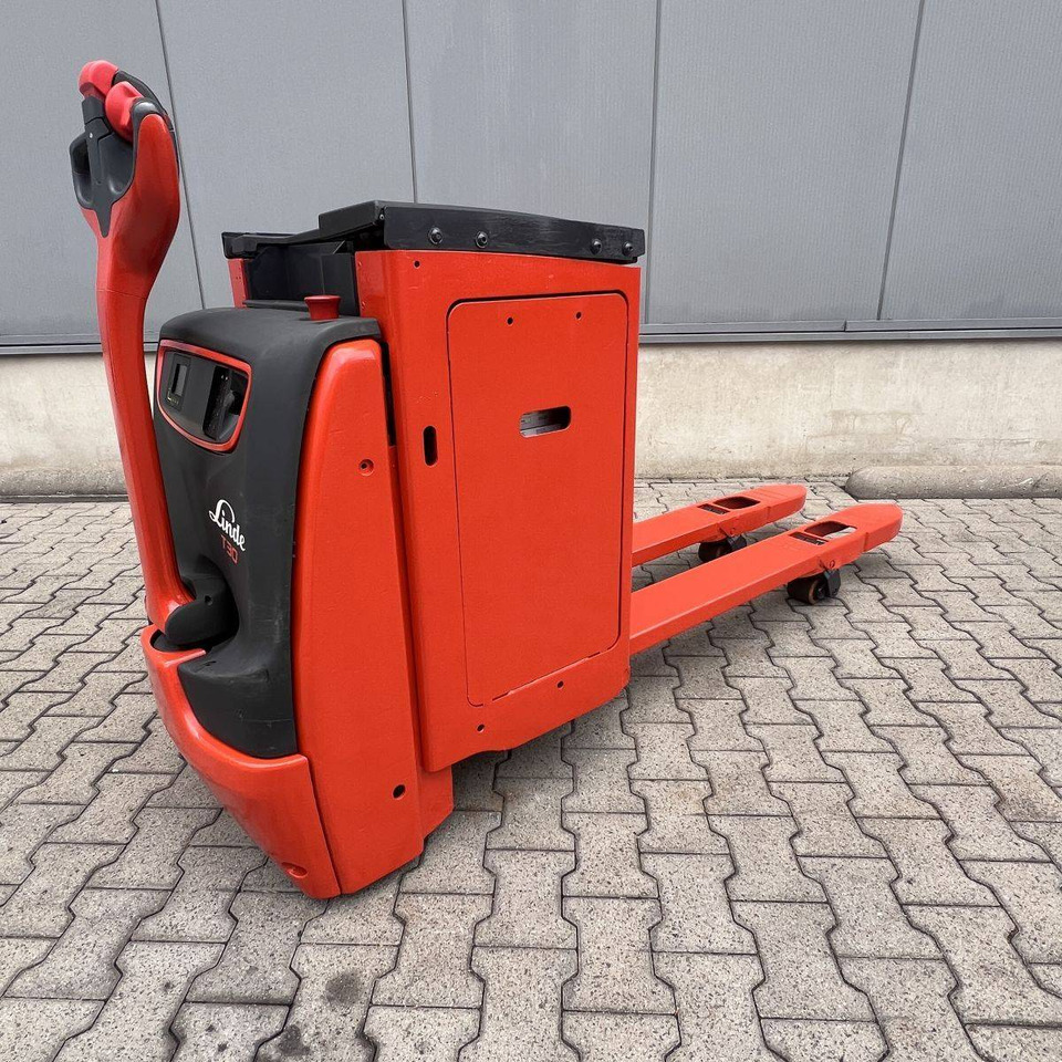 Linde T30 (1153) - Pirun paletash: foto 2 Linde T30 (1153) - Pirun paletash: foto 2