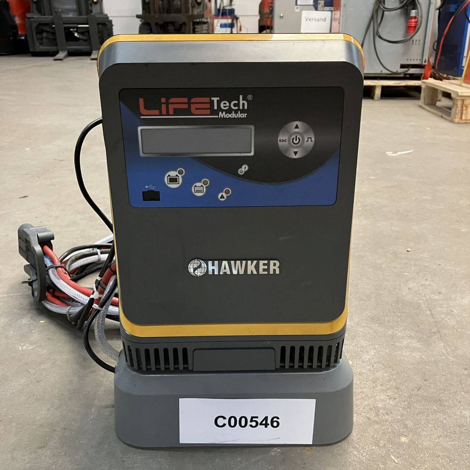 Hawker 24V/72A Lifetech TC1LT - Pjesë këmbimi për Pajisje për trajtimin e materialeve: foto 1 Hawker 24V/72A Lifetech TC1LT - Pjesë këmbimi për Pajisje për trajtimin e materialeve: foto 1