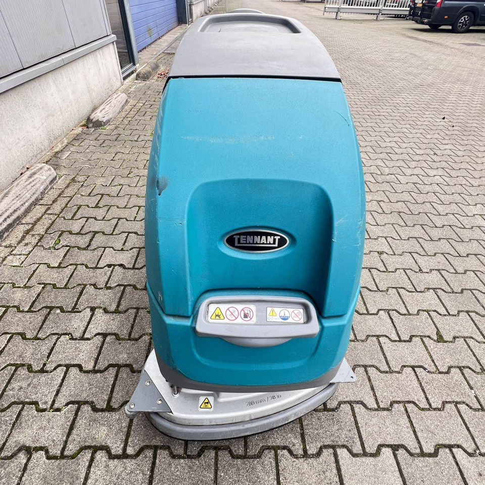Tennant T500 - Makineri larëse-tharëse dyshemeje: foto 2 Tennant T500 - Makineri larëse-tharëse dyshemeje: foto 2