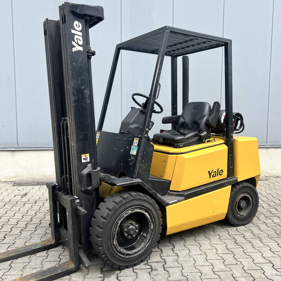 Yale GLP30TF - Pirun më gaz: foto 1 Yale GLP30TF - Pirun më gaz: foto 1