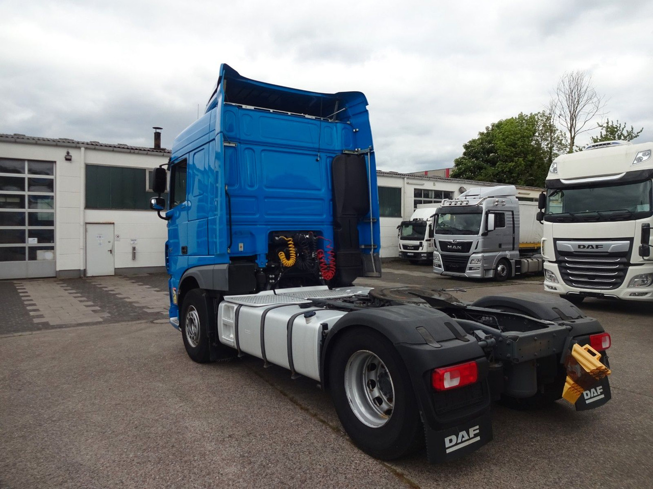 DAF XF 440, SC, Klima, 2 x Tank, Intarder, Standklim - Gjysmë-kamion: foto 5 DAF XF 440, SC, Klima, 2 x Tank, Intarder, Standklim - Gjysmë-kamion: foto 5
