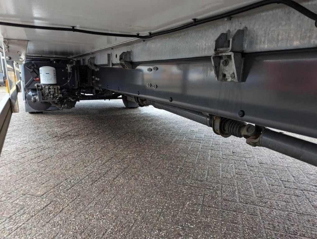 Kamion vagonetë Volvo FL 210, 12tn., Isolirt, Autom, wie neu: foto 11 Kamion vagonetë Volvo FL 210, 12tn., Isolirt, Autom, wie neu: foto 11