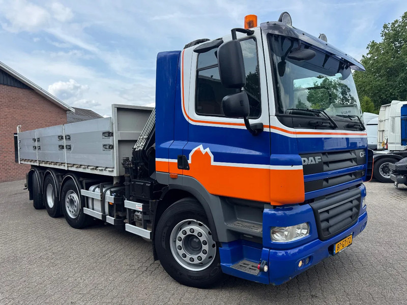 DAF CF 85.360 8X2 3 Zijdige kipper HIAB 16 t/m kraan AHK Top condition - Kamion vetëshkarkues, Kamion me vinç: foto 4 DAF CF 85.360 8X2 3 Zijdige kipper HIAB 16 t/m kraan AHK Top condition - Kamion vetëshkarkues, Kamion me vinç: foto 4
