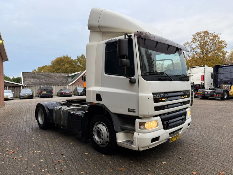 DAF CF 75.250 Handgeschakeld/Manual EURO 3 - Gjysmë-kamion: foto 4 DAF CF 75.250 Handgeschakeld/Manual EURO 3 - Gjysmë-kamion: foto 4