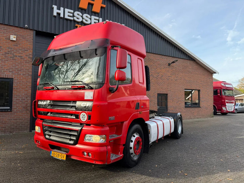 DAF CF 85.410 MMBS! Lanbouwkenteken, handgeschakeld, pto voorbereiding - Gjysmë-kamion: foto 1 DAF CF 85.410 MMBS! Lanbouwkenteken, handgeschakeld, pto voorbereiding - Gjysmë-kamion: foto 1