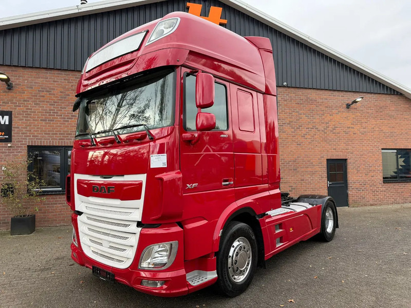 DAF XF 480 4X2 SSC Super Space 2X Tank Retarder Standairco 3X Available! - Gjysmë-kamion: foto 1 DAF XF 480 4X2 SSC Super Space 2X Tank Retarder Standairco 3X Available! - Gjysmë-kamion: foto 1