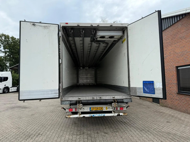 Krone Carrier Vector 1950 MT 5x Meatrails Rohrbahnen Fleisch Hooks - Gjysmë rimorkio izotermike: foto 4 Krone Carrier Vector 1950 MT 5x Meatrails Rohrbahnen Fleisch Hooks - Gjysmë rimorkio izotermike: foto 4