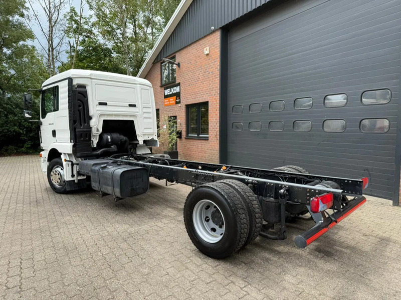 MAN TGM TGM 15.250 4X2 Chassis, Airco, 526.460 KM, Slaapcabine - Kamion kabinë-shasi: foto 2 MAN TGM TGM 15.250 4X2 Chassis, Airco, 526.460 KM, Slaapcabine - Kamion kabinë-shasi: foto 2
