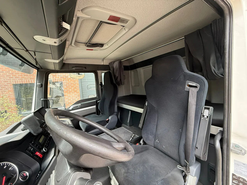 MAN TGM TGM 15.250 4X2 Chassis, Airco, 526.460 KM, Slaapcabine - Kamion kabinë-shasi: foto 5 MAN TGM TGM 15.250 4X2 Chassis, Airco, 526.460 KM, Slaapcabine - Kamion kabinë-shasi: foto 5