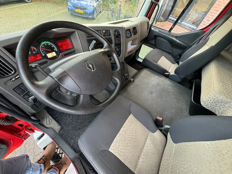 Interior photo 1: Lizingu i Renault Midlum 180 DXI Laadkep Airco Zijdeur 123.910KM!! Slaapcabine Renault Midlum 180 DXI Laadkep Airco Zijdeur 123.910KM!! Slaapcabine Interior photo 1: Lizingu i Renault Midlum 180 DXI Laadkep Airco Zijdeur 123.910KM!! Slaapcabine Renault Midlum 180 DXI Laadkep Airco Zijdeur 123.910KM!! Slaapcabine