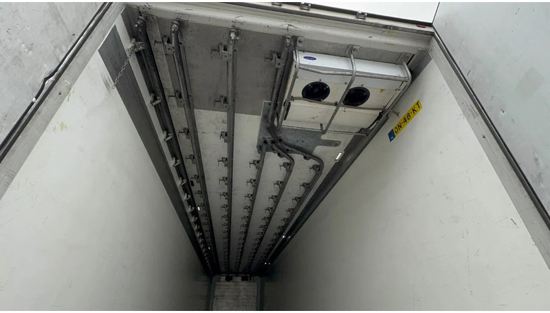 Schmitz Cargobull SKO 24 5x Meatrails Rohrbahnen Fleisch Carrier Vector 1950MT - Gjysmë rimorkio izotermike: foto 4 Schmitz Cargobull SKO 24 5x Meatrails Rohrbahnen Fleisch Carrier Vector 1950MT - Gjysmë rimorkio izotermike: foto 4