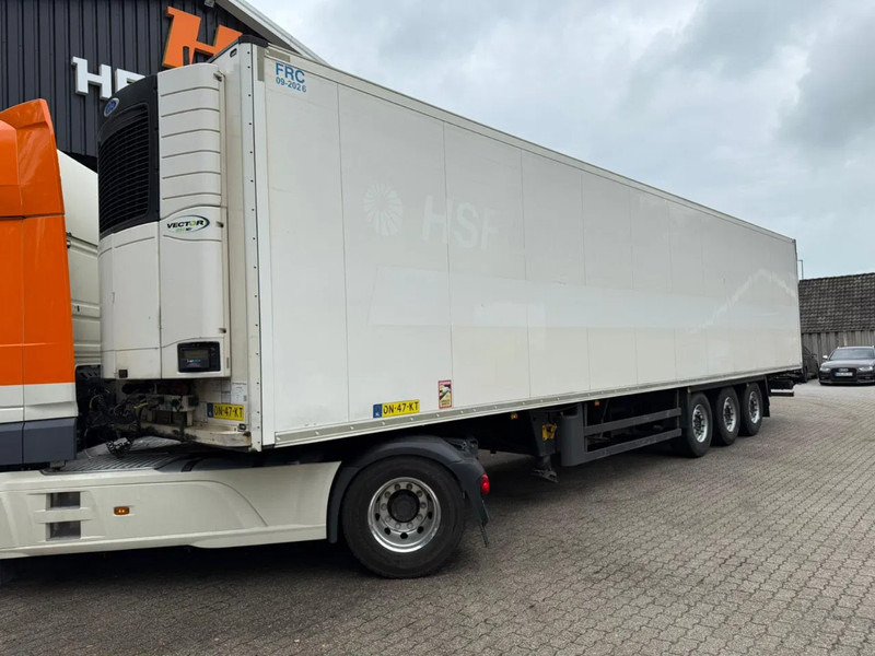 Schmitz Cargobull SKO 24 5x Vleeshaken Rohrbahnen Fleisch Carrier Vector 1950 MT NL Trailer - Gjysmë rimorkio izotermike: foto 1 Schmitz Cargobull SKO 24 5x Vleeshaken Rohrbahnen Fleisch Carrier Vector 1950 MT NL Trailer - Gjysmë rimorkio izotermike: foto 1