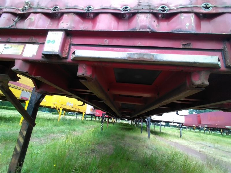 Krone Wechselpritsche mit Bordwänden und Plane, BDF-System, 7.450 mm lang. - Karroceri e ndërrueshme me perde anësore: foto 1 Krone Wechselpritsche mit Bordwänden und Plane, BDF-System, 7.450 mm lang. - Karroceri e ndërrueshme me perde anësore: foto 1