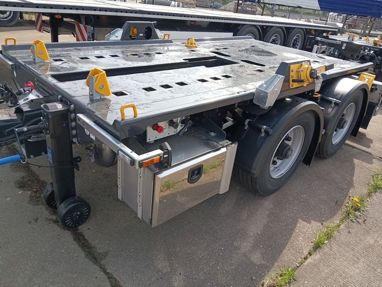 Hüffermann 2-A-MINI-CARRIER SAFETYFIX VERZINKT NEU FULLOPTI - Rimorkio roll-off/ Skip loader: foto 1 Hüffermann 2-A-MINI-CARRIER SAFETYFIX VERZINKT NEU FULLOPTI - Rimorkio roll-off/ Skip loader: foto 1