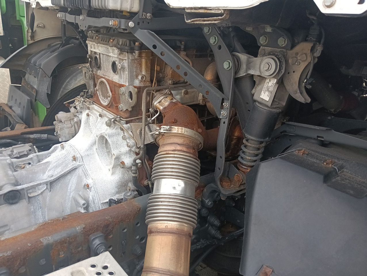 Mercedes-Benz ANTOS 2545 6x2 Lenkachse Luft/Luft PTO AHK - Kamion kabinë-shasi: foto 4 Mercedes-Benz ANTOS 2545 6x2 Lenkachse Luft/Luft PTO AHK - Kamion kabinë-shasi: foto 4