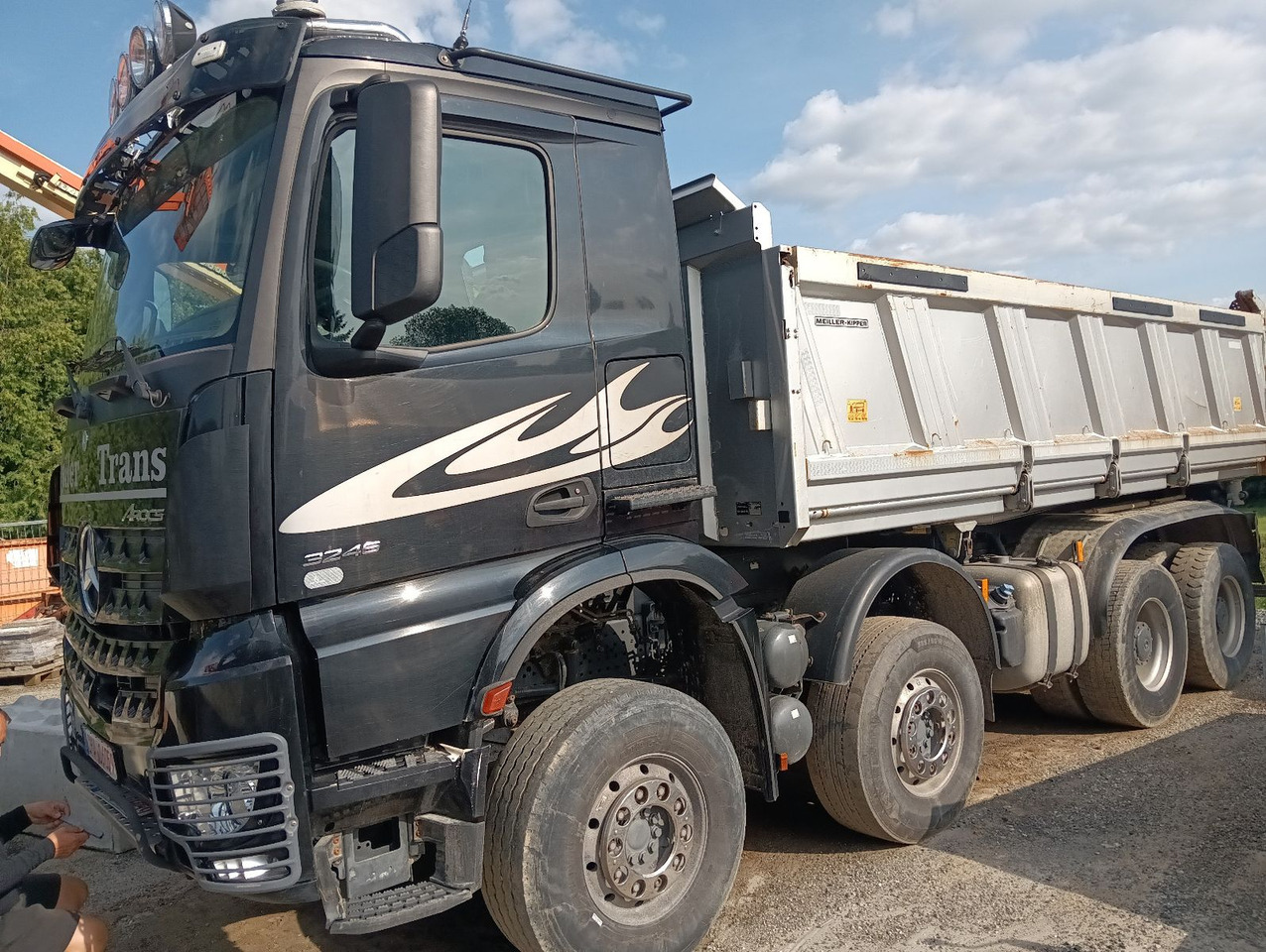 Mercedes-Benz AROCS 3246 8x4 MEILLER 3-Seiten Bordmatic SCHALT - Kamion vetëshkarkues: foto 1 Mercedes-Benz AROCS 3246 8x4 MEILLER 3-Seiten Bordmatic SCHALT - Kamion vetëshkarkues: foto 1