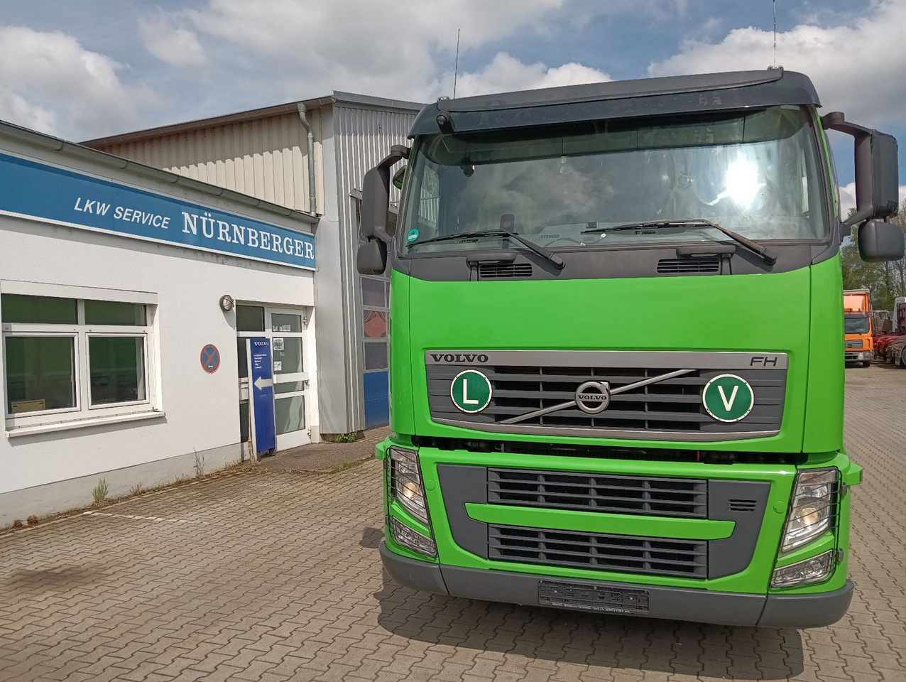 Volvo FH 500 6x2R 22m3 SCHWARZMÜLLER 3-S-GETREIDEKIPPE - Kamion vetëshkarkues: foto 2 Volvo FH 500 6x2R 22m3 SCHWARZMÜLLER 3-S-GETREIDEKIPPE - Kamion vetëshkarkues: foto 2