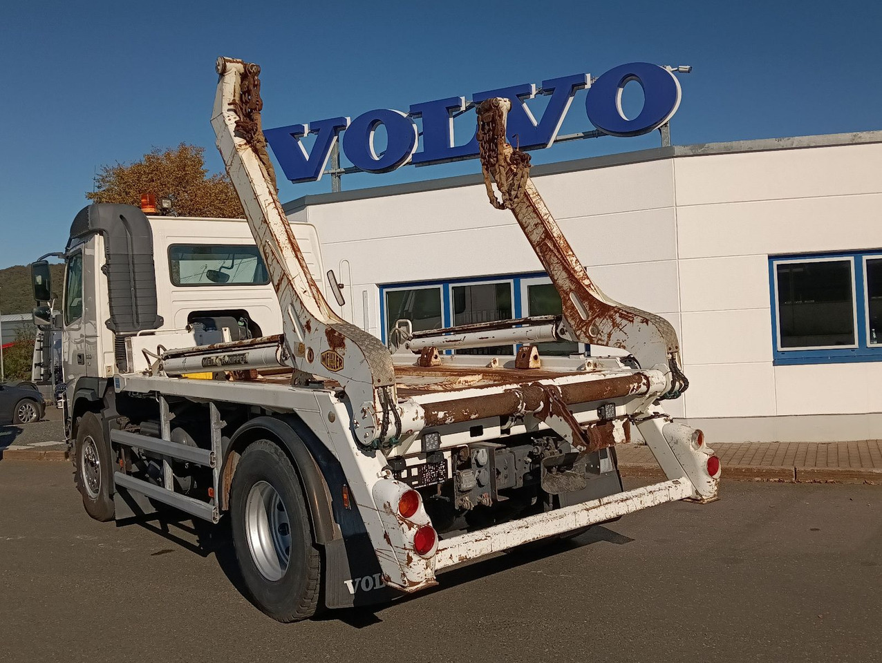 Volvo FMX 330 4x2 MEILLER TAK10 VOLVO Service TOP! EEV - Kamion vetëshkarkues: foto 5 Volvo FMX 330 4x2 MEILLER TAK10 VOLVO Service TOP! EEV - Kamion vetëshkarkues: foto 5