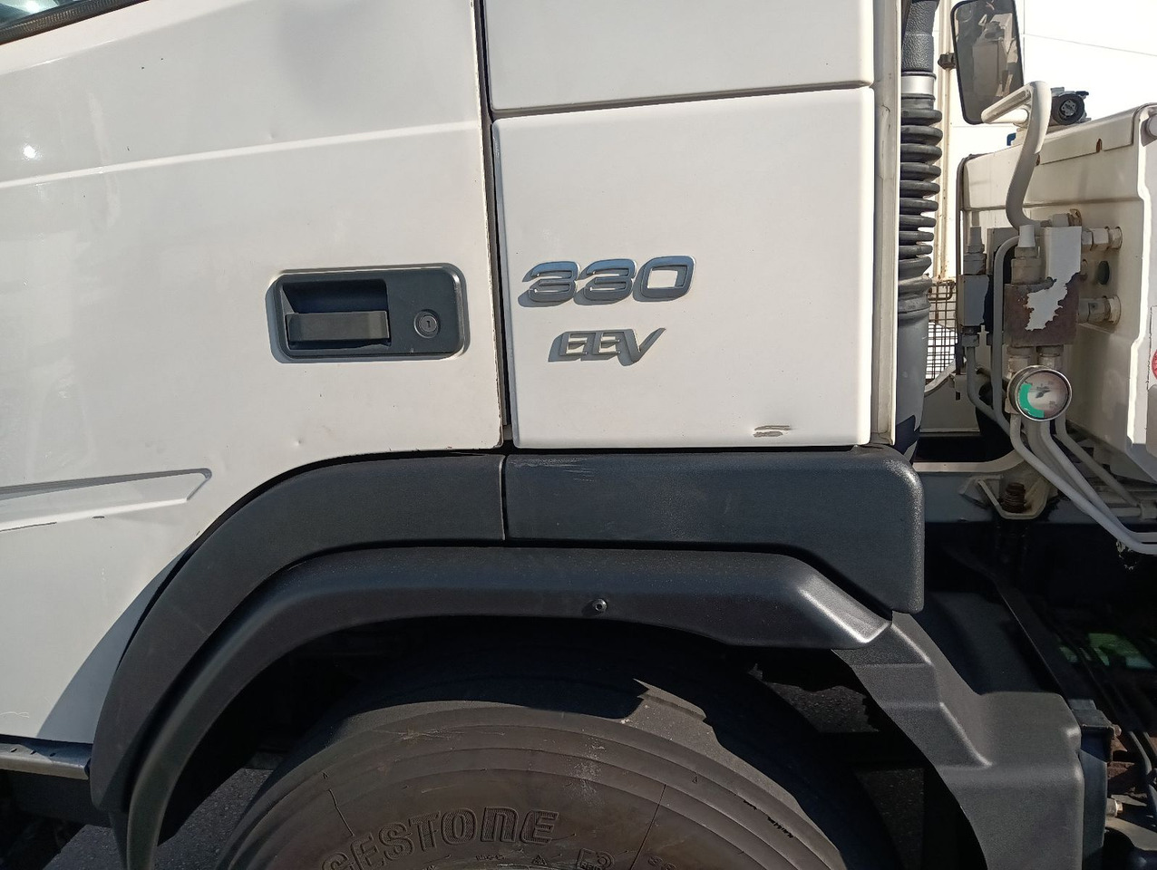 Volvo FMX 330 4x2 MEILLER TAK10 VOLVO Service TOP! EEV - Kamion vetëshkarkues: foto 4 Volvo FMX 330 4x2 MEILLER TAK10 VOLVO Service TOP! EEV - Kamion vetëshkarkues: foto 4