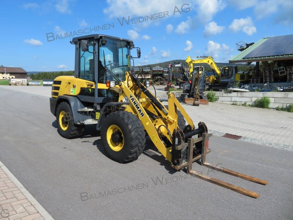 Yanmar V 80 - Fadrom me goma: foto 1 Yanmar V 80 - Fadrom me goma: foto 1