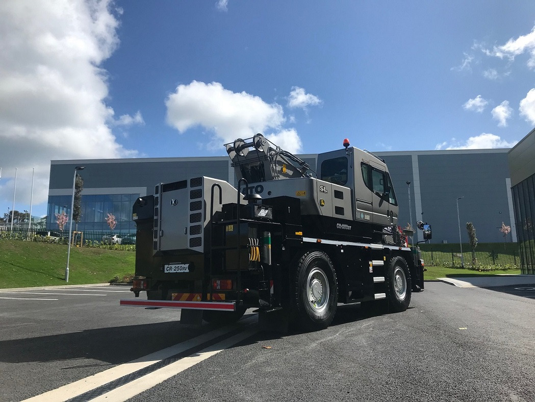 KATO CR-250Rv - 25 Ton City Crane - Autovinç: foto 2 KATO CR-250Rv - 25 Ton City Crane - Autovinç: foto 2