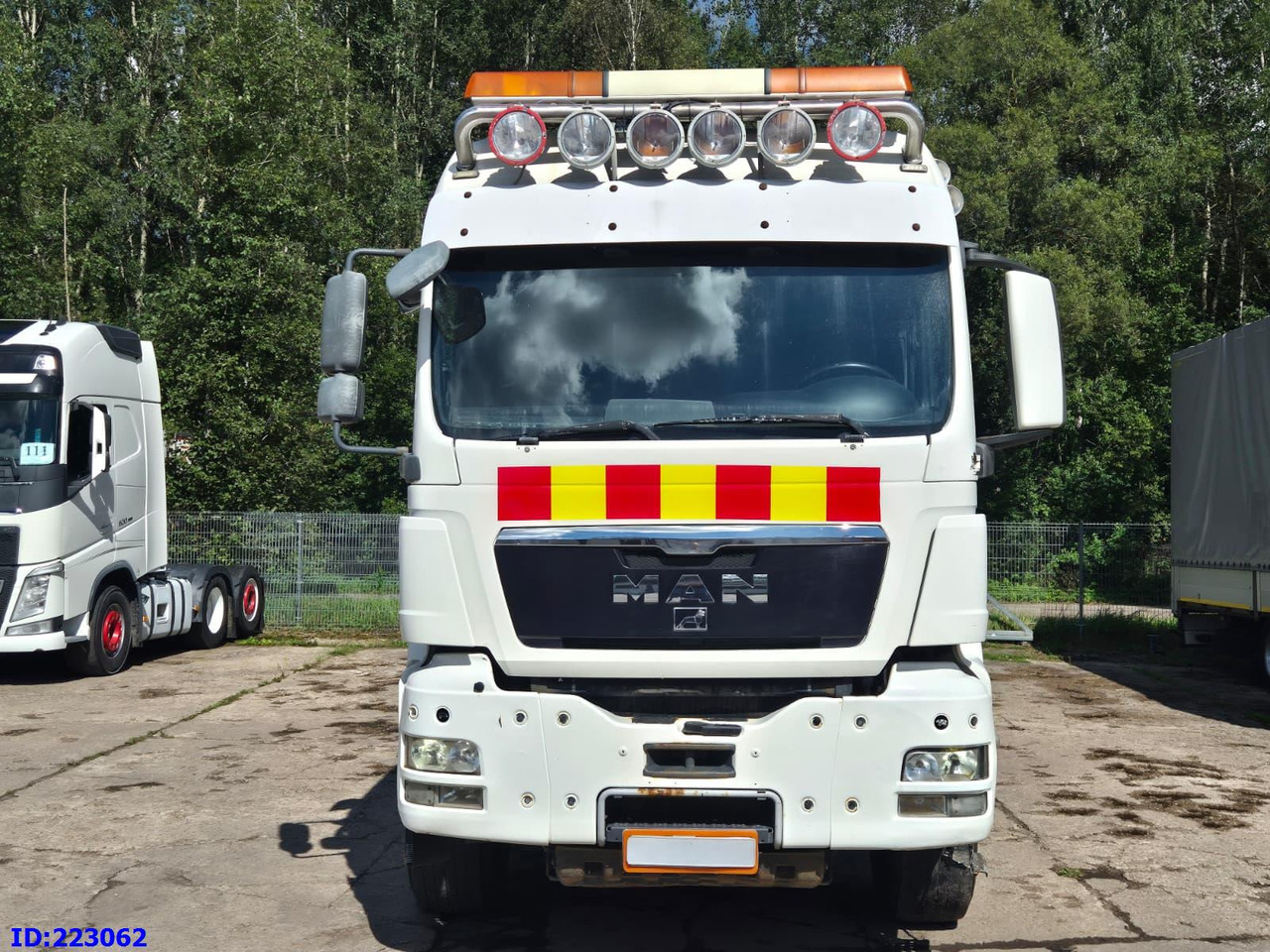 MAN TGS 26.540 - 6X6 - Euro5 - manual - Gjysmë-kamion: foto 5 MAN TGS 26.540 - 6X6 - Euro5 - manual - Gjysmë-kamion: foto 5