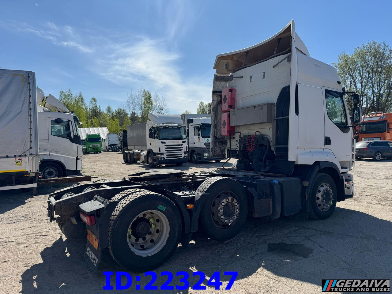RENAULT Premium 6x2 460 EEV Euro5 - Gjysmë-kamion: foto 4 RENAULT Premium 6x2 460 EEV Euro5 - Gjysmë-kamion: foto 4