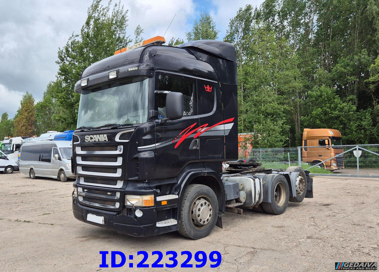 SCANIA R420 6x2 MANUAL - Gjysmë-kamion: foto 1 SCANIA R420 6x2 MANUAL - Gjysmë-kamion: foto 1