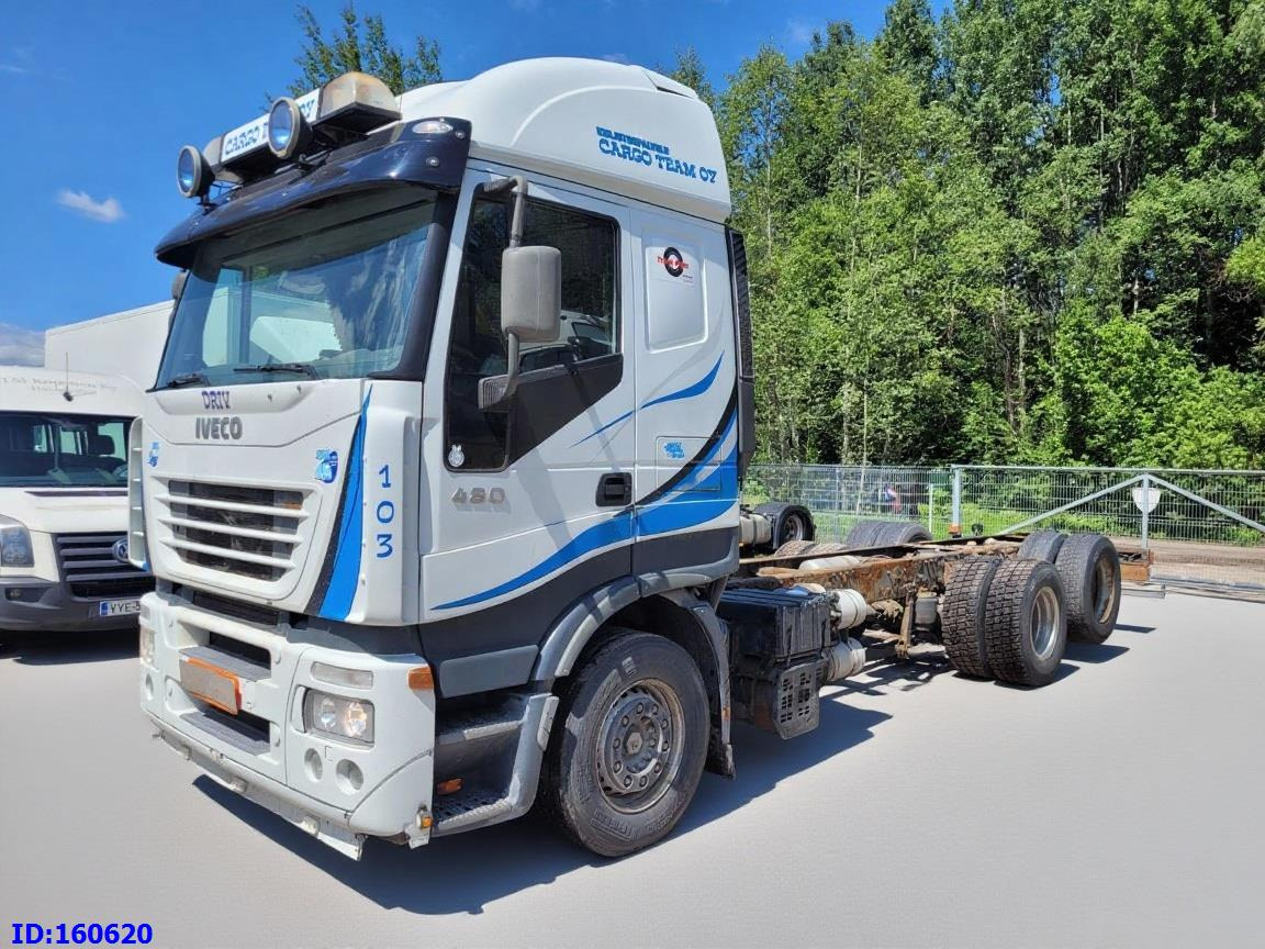 IVECO Stralis 480 6x2 Manual - Kamion kabinë-shasi: foto 1 IVECO Stralis 480 6x2 Manual - Kamion kabinë-shasi: foto 1