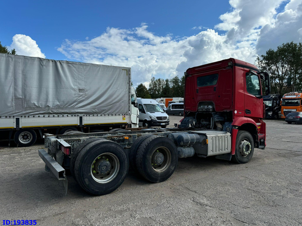 MERCEDES-BENZ Arocs 2840 6x4 Manual Euro6 - Kamion kabinë-shasi: foto 5 MERCEDES-BENZ Arocs 2840 6x4 Manual Euro6 - Kamion kabinë-shasi: foto 5