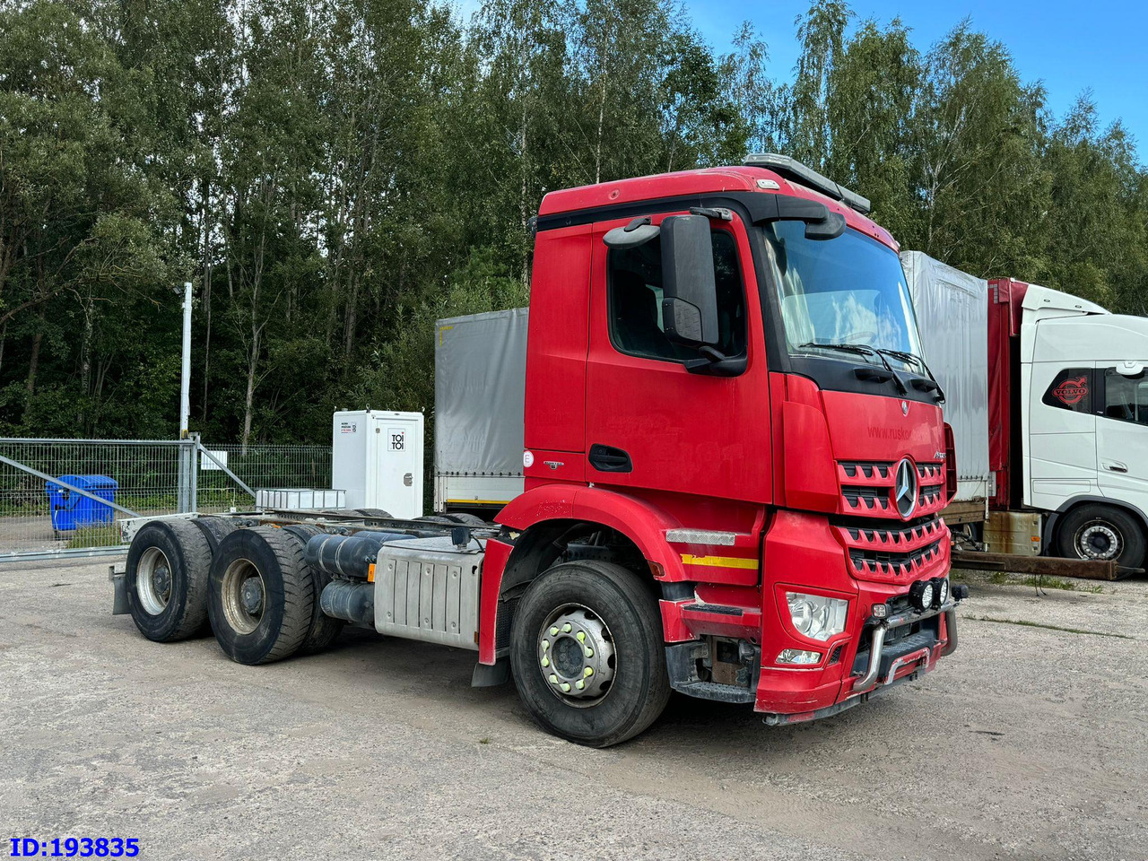MERCEDES-BENZ Arocs 2840 6x4 Manual Euro6 - Kamion kabinë-shasi: foto 4 MERCEDES-BENZ Arocs 2840 6x4 Manual Euro6 - Kamion kabinë-shasi: foto 4