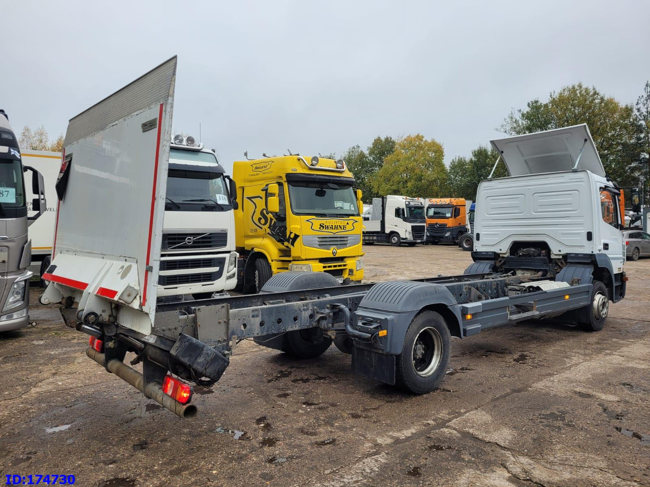 MERCEDES-BENZ Atego 1218 - Euro6 - Manual - Full Steel - Kamion kabinë-shasi: foto 5 MERCEDES-BENZ Atego 1218 - Euro6 - Manual - Full Steel - Kamion kabinë-shasi: foto 5