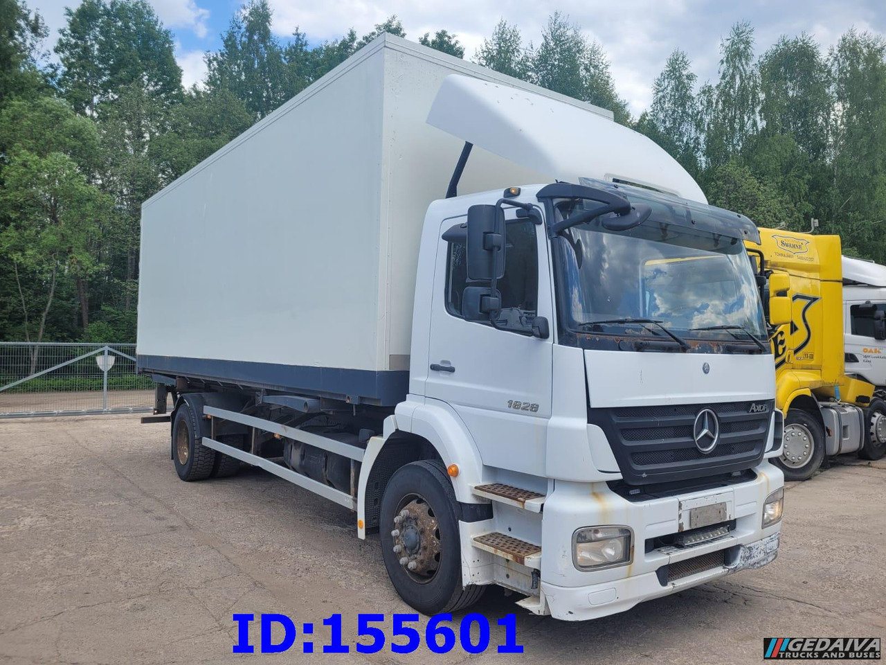 MERCEDES-BENZ Axor 1828 Manual - Kamion izotermik: foto 4 MERCEDES-BENZ Axor 1828 Manual - Kamion izotermik: foto 4