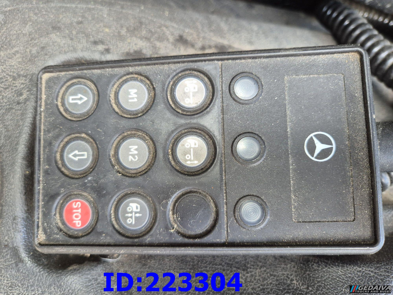 Kamion frigorifer MERCEDES-BENZ Axor 1829 Euro5: foto 13