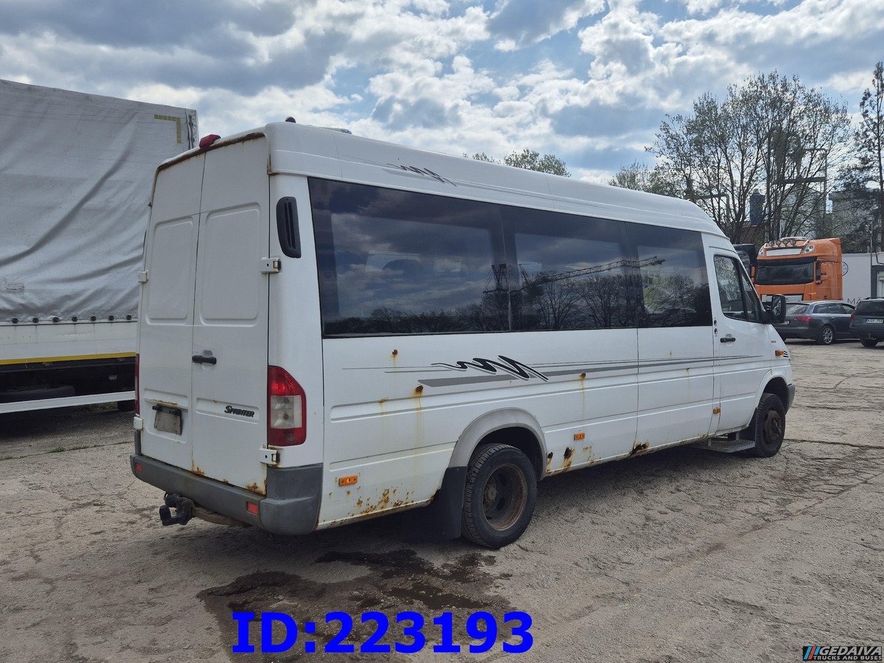 MERCEDES-BENZ Sprinter 416 VIP AC 17-seater - Autobus urban: foto 5 MERCEDES-BENZ Sprinter 416 VIP AC 17-seater - Autobus urban: foto 5