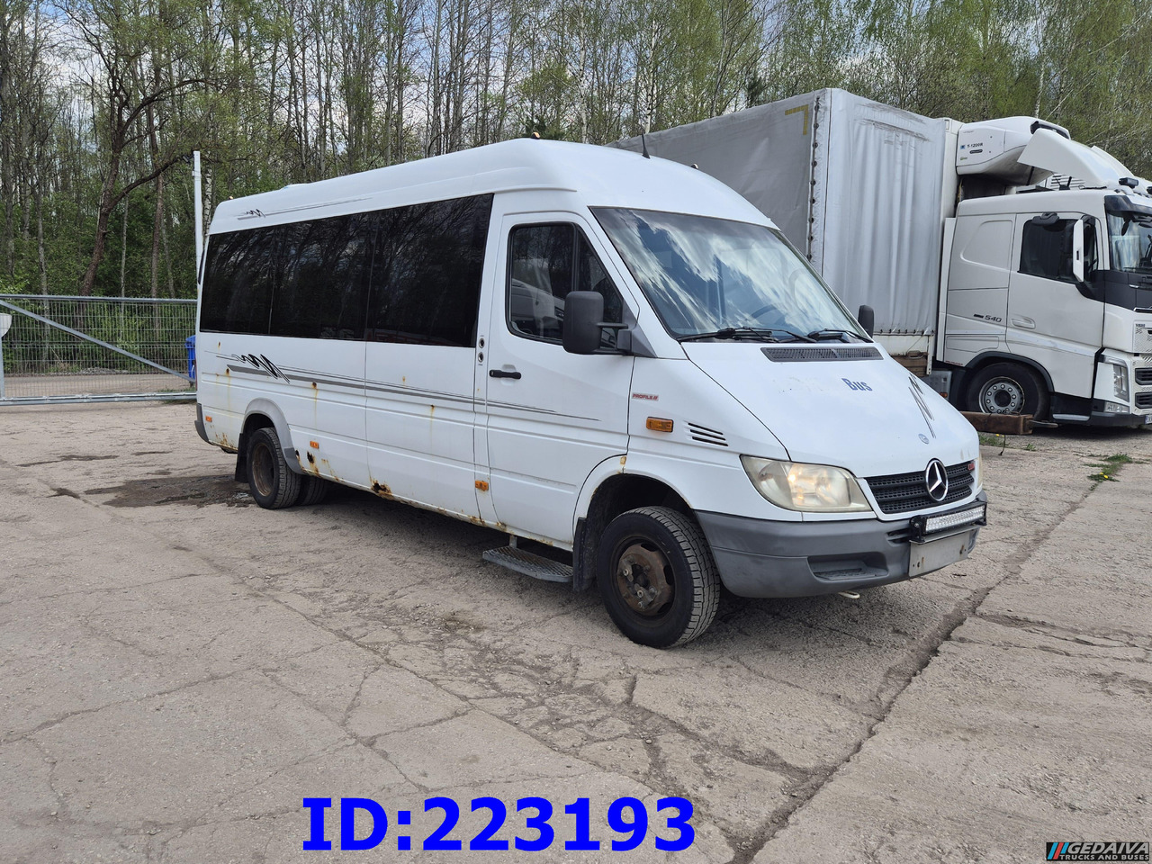 MERCEDES-BENZ Sprinter 416 VIP AC 17-seater - Autobus urban: foto 4 MERCEDES-BENZ Sprinter 416 VIP AC 17-seater - Autobus urban: foto 4